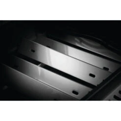 Barbecue à Gaz Napoleon Rogue 425 + Réchaud + Rôtissoire Incluse -BarbuArt Boutique rb425rsbpk 1 fr a barbecue gaz napoleon rogue 425 rechaud rotissoire caches