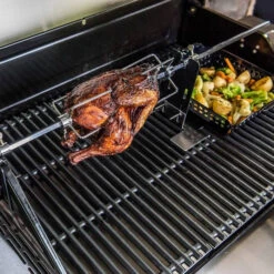Tournebroche Universel Avec Moteur CHAR-BROIL Pour Barbecue à Gaz -BarbuArt Boutique tournebroche poulet 3 min